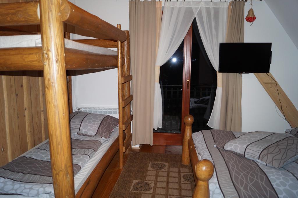 Apartamenty I Pokoje Rodzinne Чарна Гура Екстер'єр фото