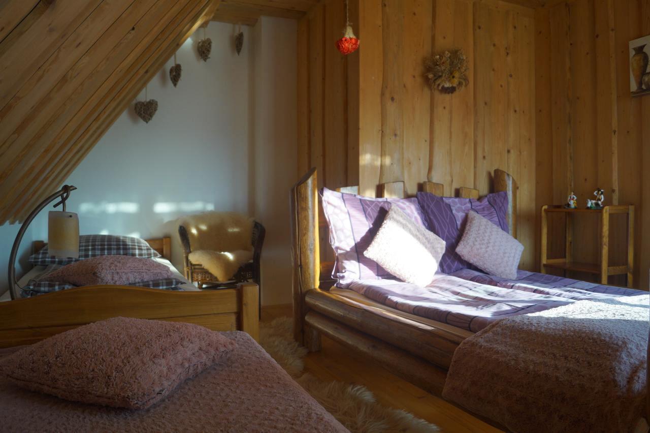 Apartamenty I Pokoje Rodzinne Чарна Гура Екстер'єр фото
